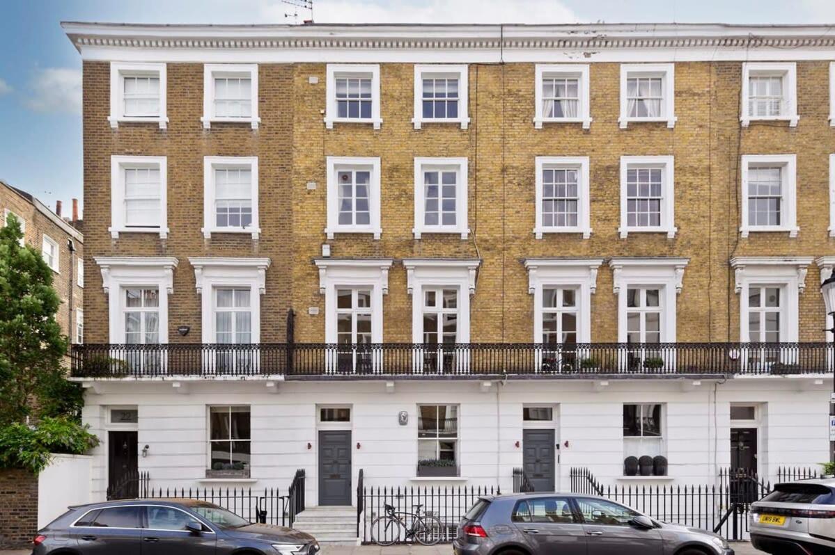 Fabulous 3 Bed Flat Chelsea *